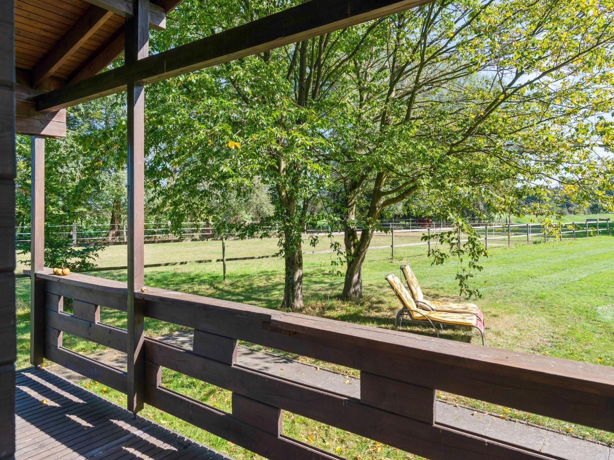 Holiday Home On A Horse Farm In The L Neburg Heath Eschede Esterno foto